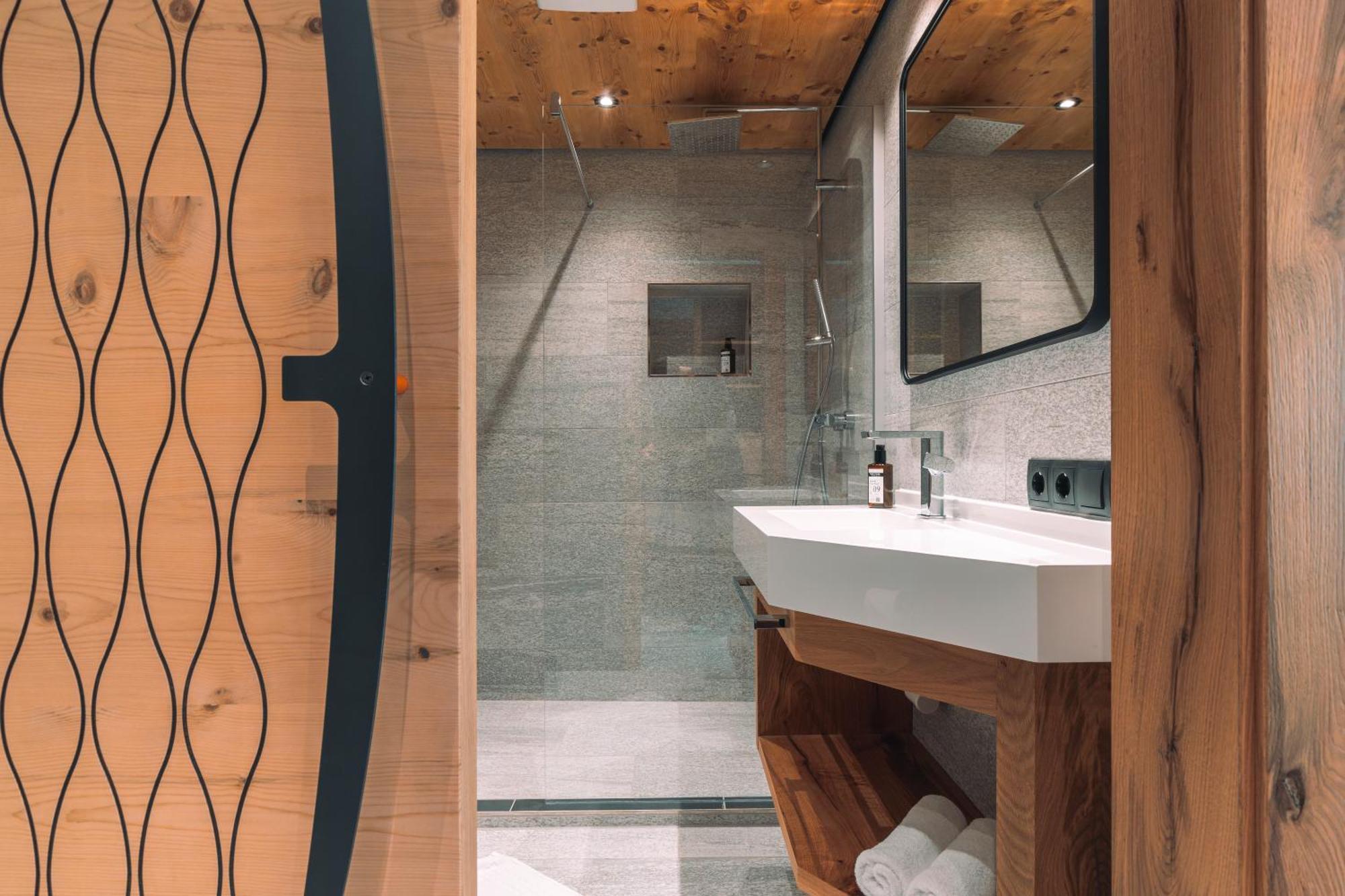 Hotel Olympia Ischgl Extérieur photo